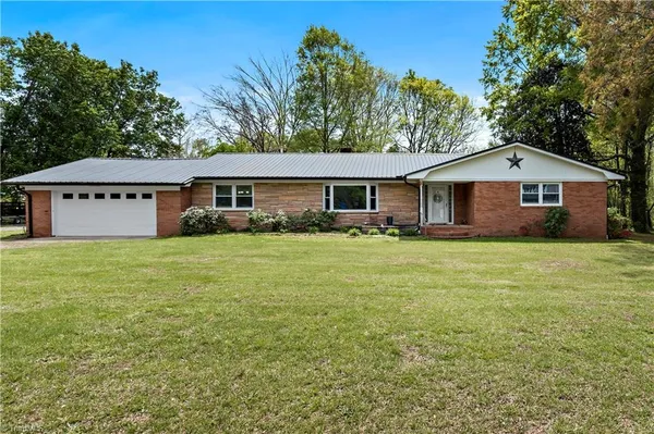 $365,000 | 844 Rainbow Road, Advance, NC 27006