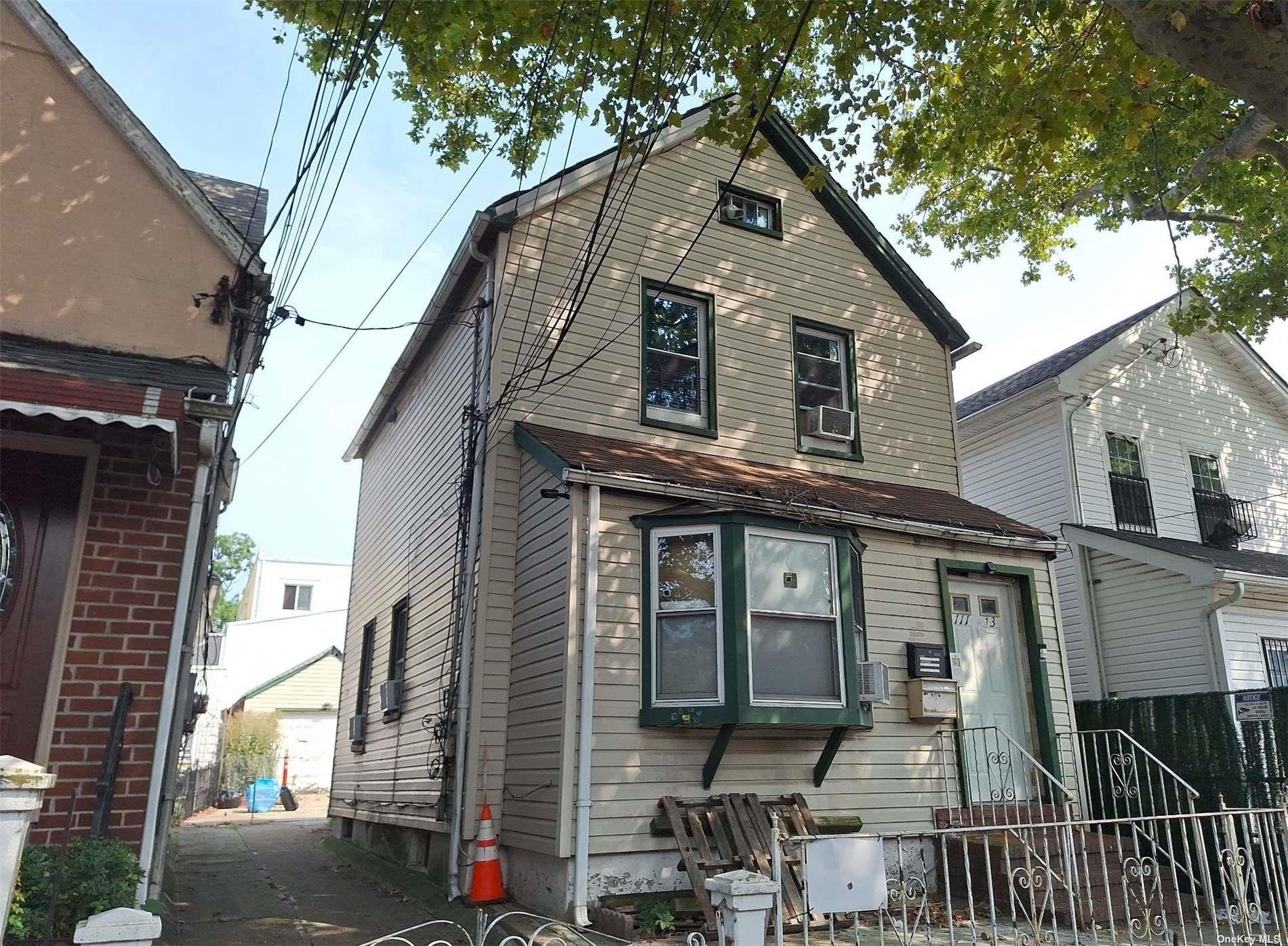 111-73 43rd Avenue Queens, NY 11368 - Photo 3 of 4