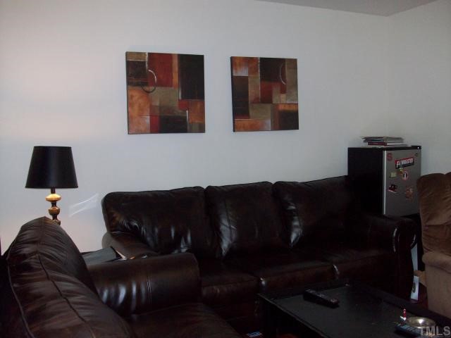 18 Red Lane Raleigh, NC 27606 - Photo 3 of 7