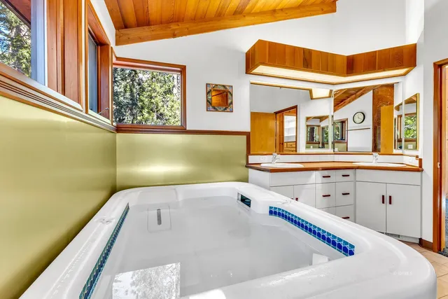 $889,000 | 24700 Forest Drive, Idyllwild, CA 92549