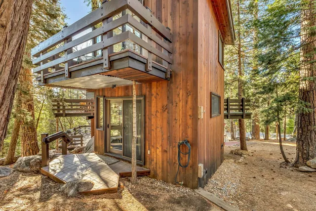 $889,000 | 24700 Forest Drive, Idyllwild, CA 92549