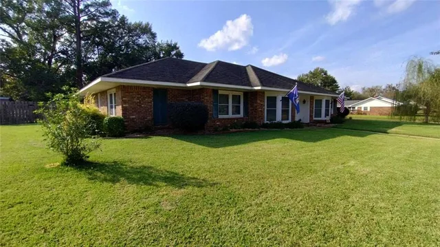 $314,600 | 4800 Westgarden Boulevard, Alexandria, LA 71303