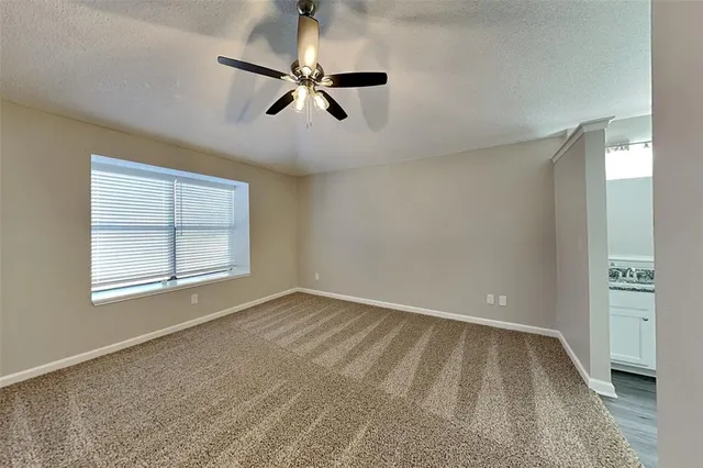 $2,000 | 205 Valley Spring Drive, Arlington, TX 76018