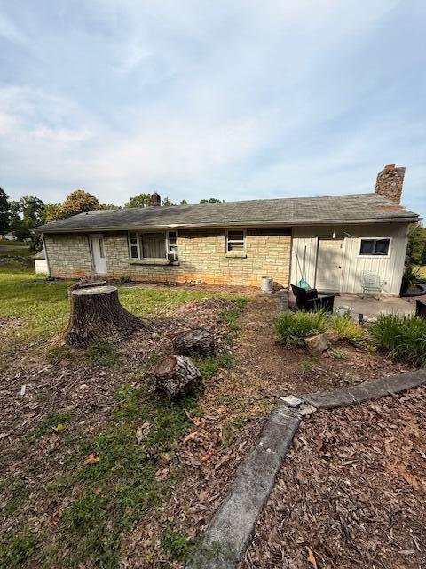 9466 Rocky Ford Road Moneta, VA 24121 - Photo 2 of 13 IMG_2581 (1)