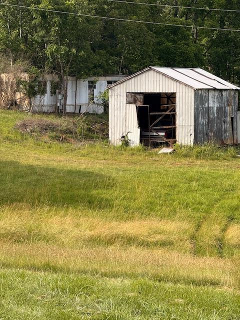 9466 Rocky Ford Road Moneta, VA 24121 - Photo 3 of 13 IMG_2601