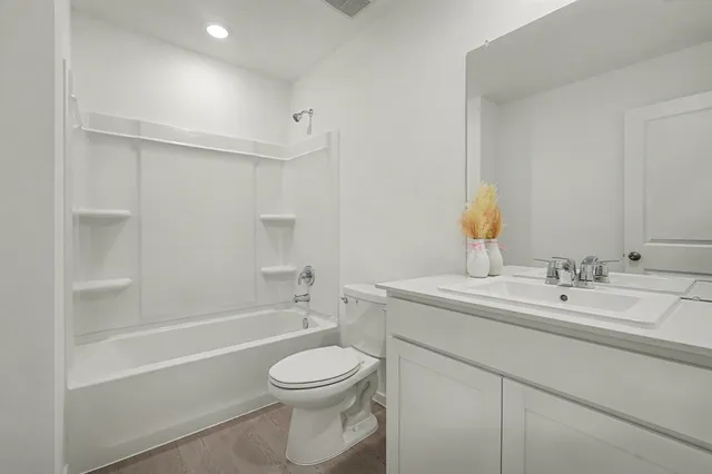 $2,050 | 6315 Linden Leaf Drive, Katy, TX 77493