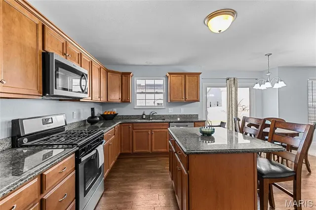 $395,000 | 3469 Chippewa Drive, Shiloh, IL 62221