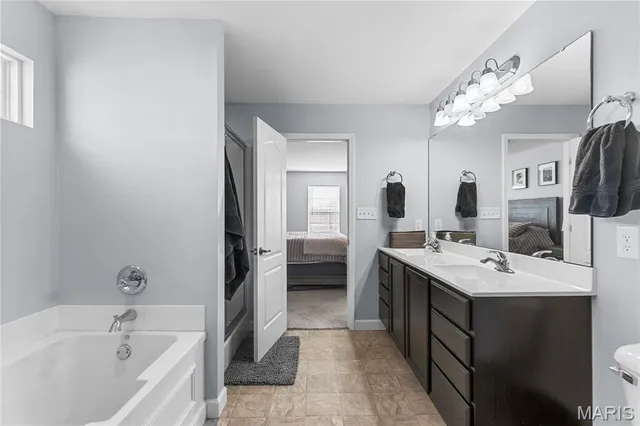 $395,000 | 3469 Chippewa Drive, Shiloh, IL 62221