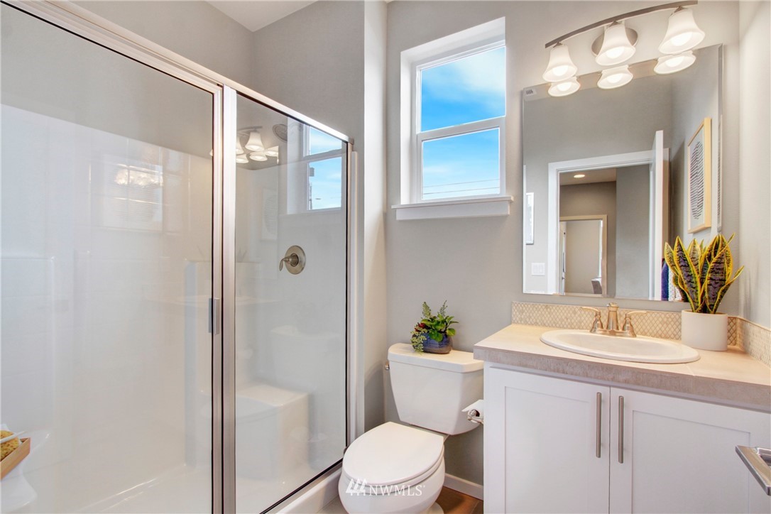 18627 Meridian Place West, Unit CC 09 Bothell, WA 98012 - Photo 13 of 28