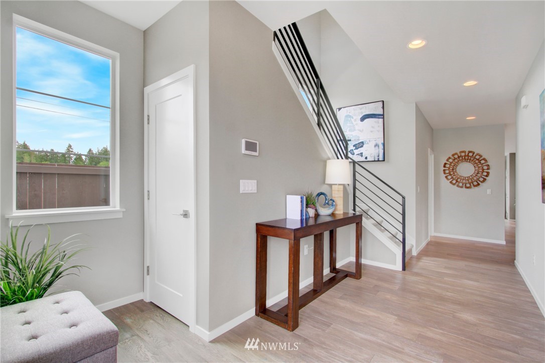 18627 Meridian Place West, Unit CC 09 Bothell, WA 98012 - Photo 3 of 28