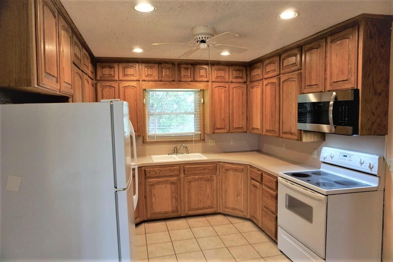 706 Jackson Street Perry, OK 73077 - Photo 10 of 36 Gallery Image 10