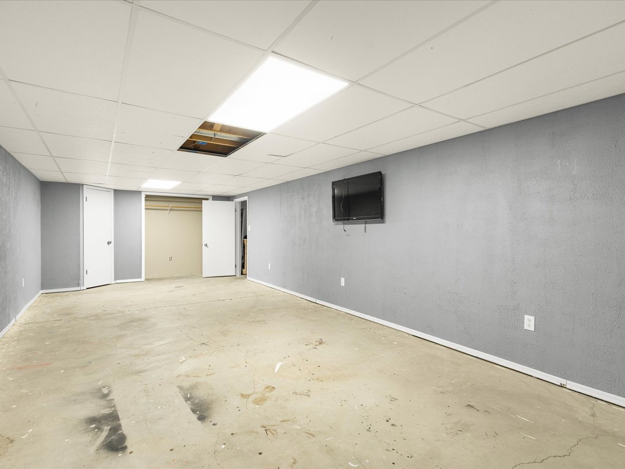 4361 Pfister Lane Roscoe, IL 61073 - Photo 26 of 41 a view of empty room