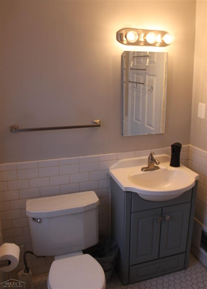 3466 Harvard Road Detroit, MI 48224 - Photo 12 of 18 31349208-11.JPG