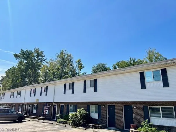 $1,000 | 433 Homestead Street, Unit F, Gibsonville, NC 27249