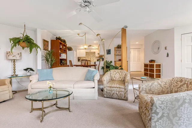 $399,999 | 1 Sandpiper Cove, Unit 1, Scarborough, ME 04074