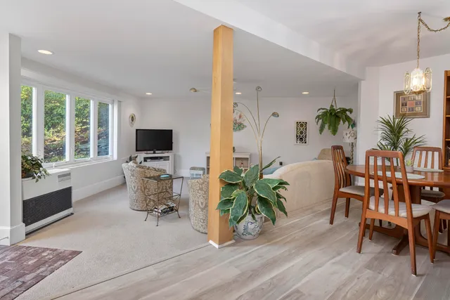 $399,999 | 1 Sandpiper Cove, Unit 1, Scarborough, ME 04074