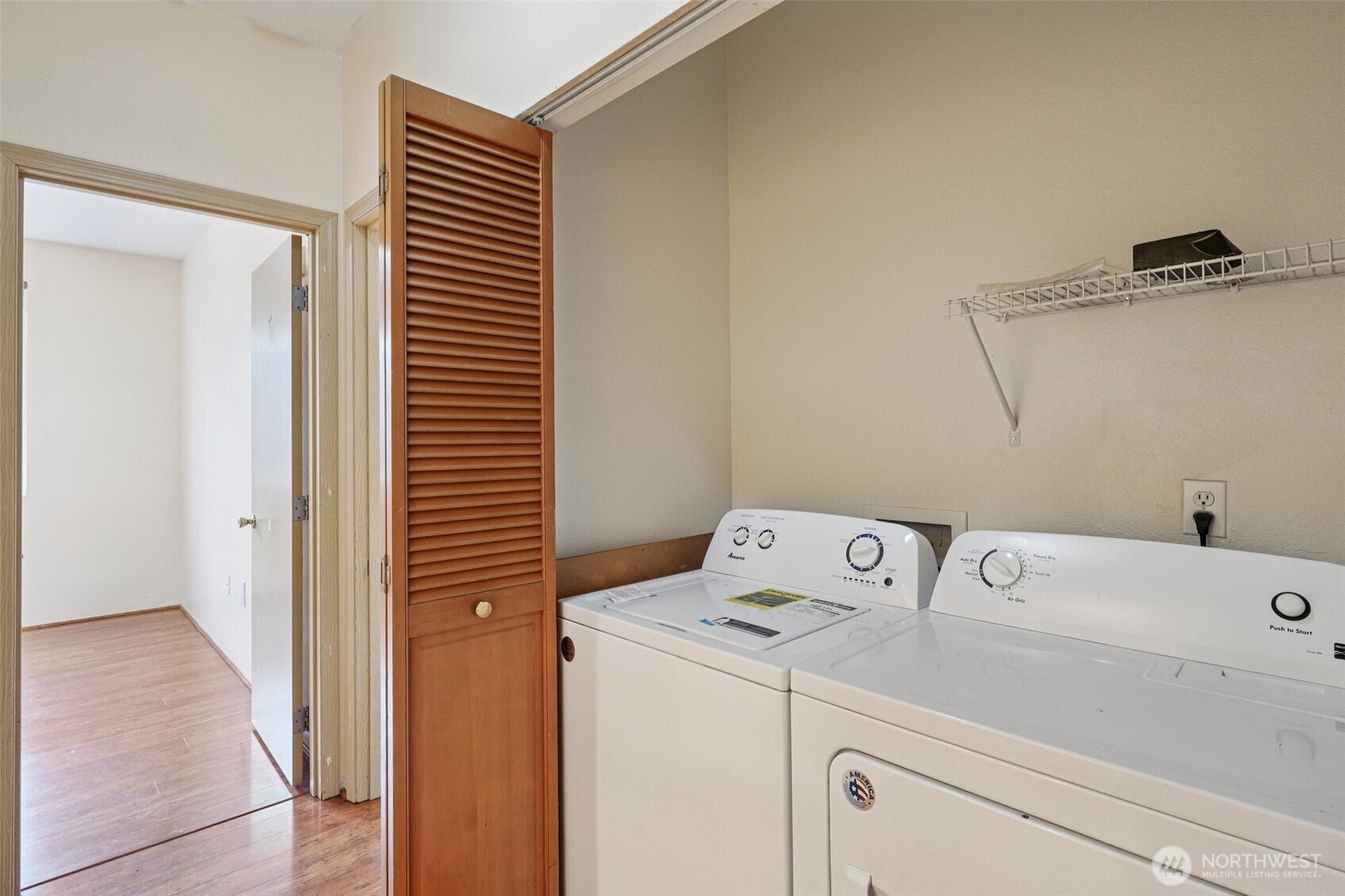 2800 Southeast 8th Street, Unit 2132 Renton, WA 98058 - Photo 14 of 24 a utility room with dryer and washer