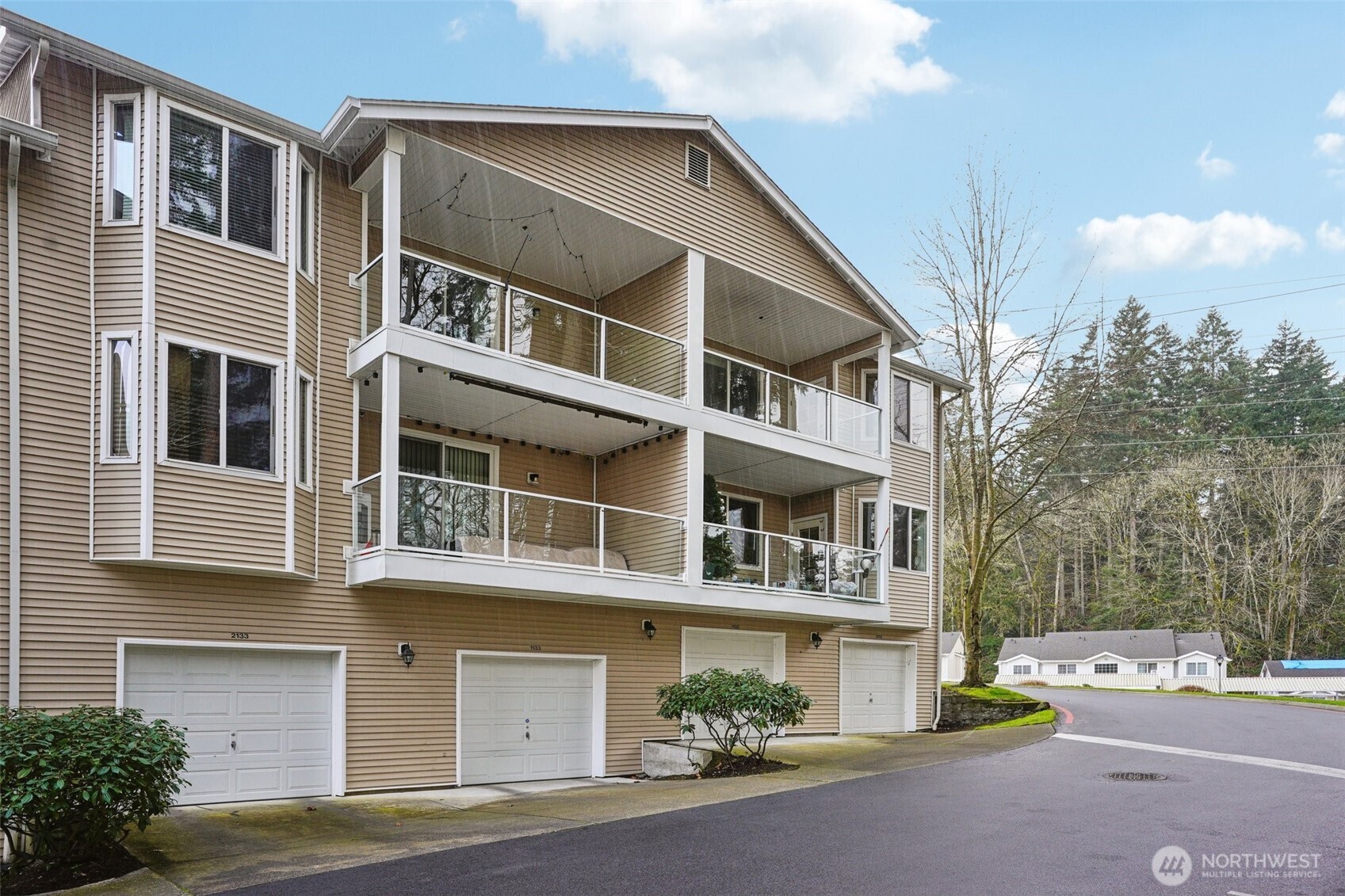 2800 Southeast 8th Street, Unit 2132 Renton, WA 98058 - Photo 16 of 24 a house view with a outdoor space