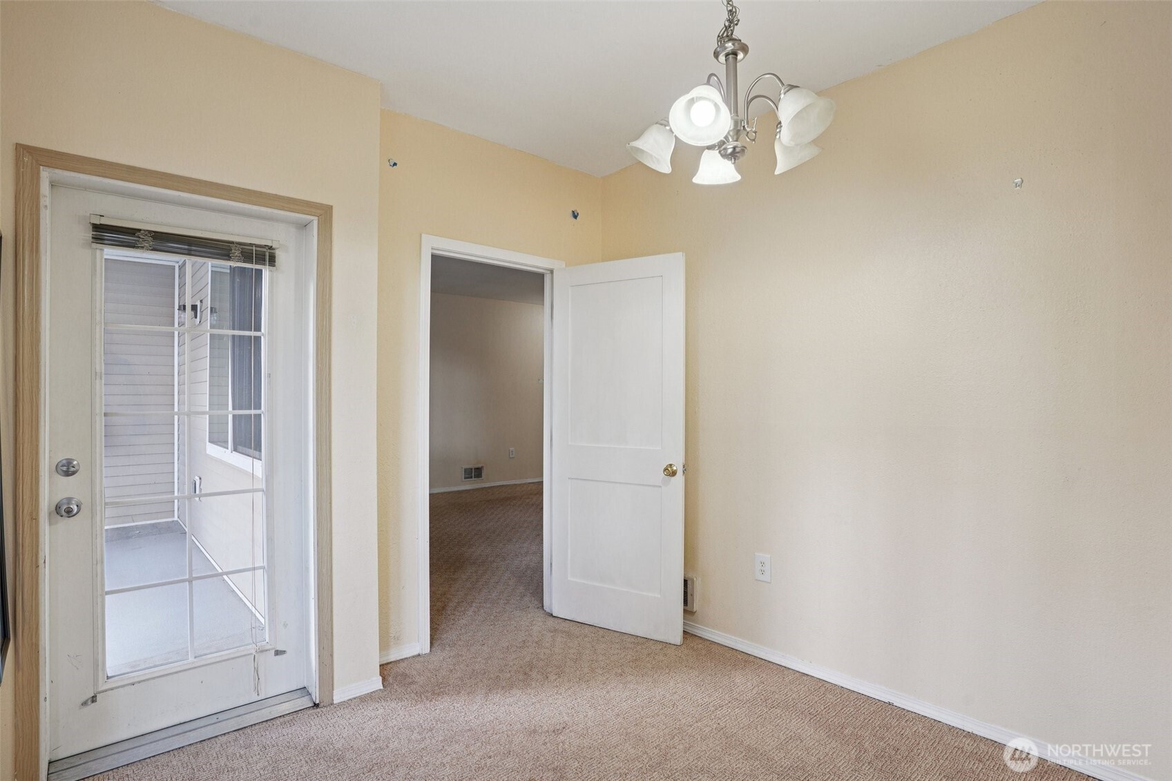 2800 Southeast 8th Street, Unit 2132 Renton, WA 98058 - Photo 5 of 24 en view interior of the house
