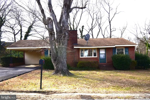 $275,000 | 108 Martin Street, Bowling Green, VA 22427