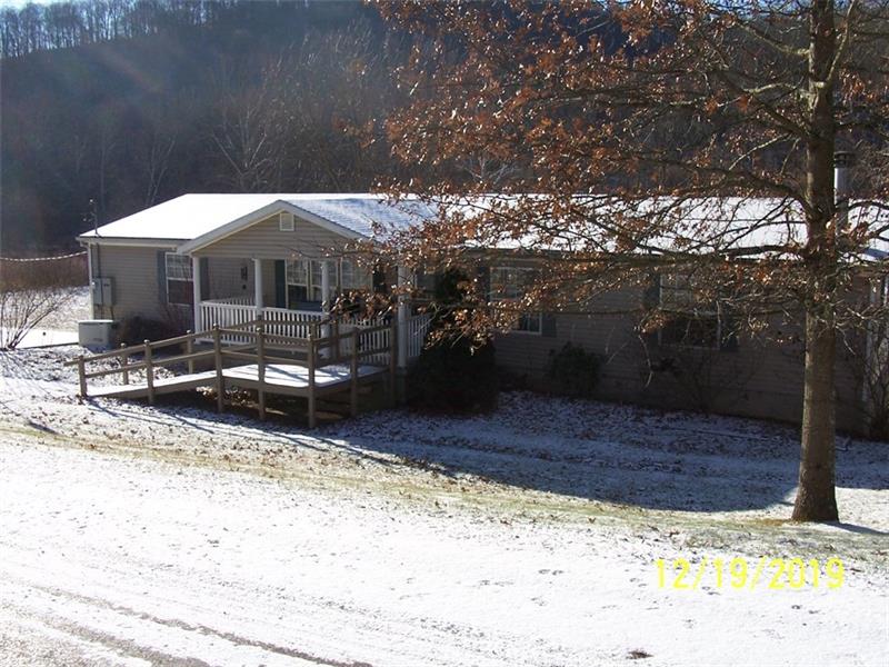 1157 Toms Run Road Holbrook, PA 15341 - Photo 2 of 17