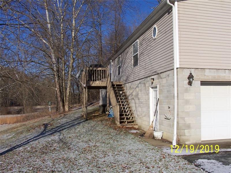 1157 Toms Run Road Holbrook, PA 15341 - Photo 5 of 17