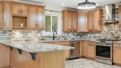 $725,000 | 6037 Port Anadarko Trail, Hermitage, TN 37076