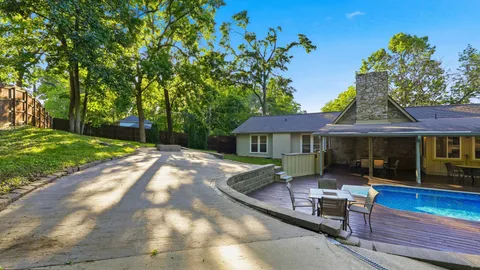 $725,000 | 6037 Port Anadarko Trail, Hermitage, TN 37076