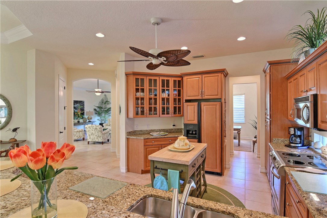 9062 Castle Harbour Circle Vero Beach, FL 32963 - Photo 16 of 36