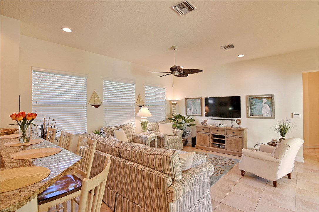 9062 Castle Harbour Circle Vero Beach, FL 32963 - Photo 19 of 36