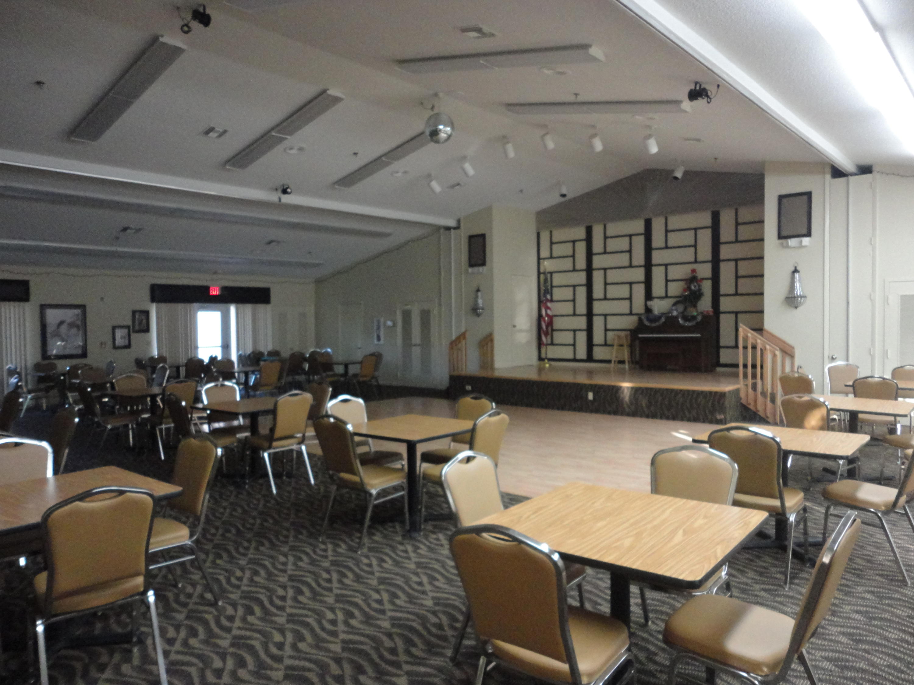 8227 Springlake Drive, Unit B Boca Raton, FL 33496 - Photo 14 of 23 Party/Card Room