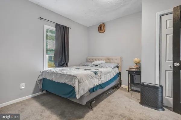 $349,900 | 1101 51st Place Northeast, Washington, DC 20019