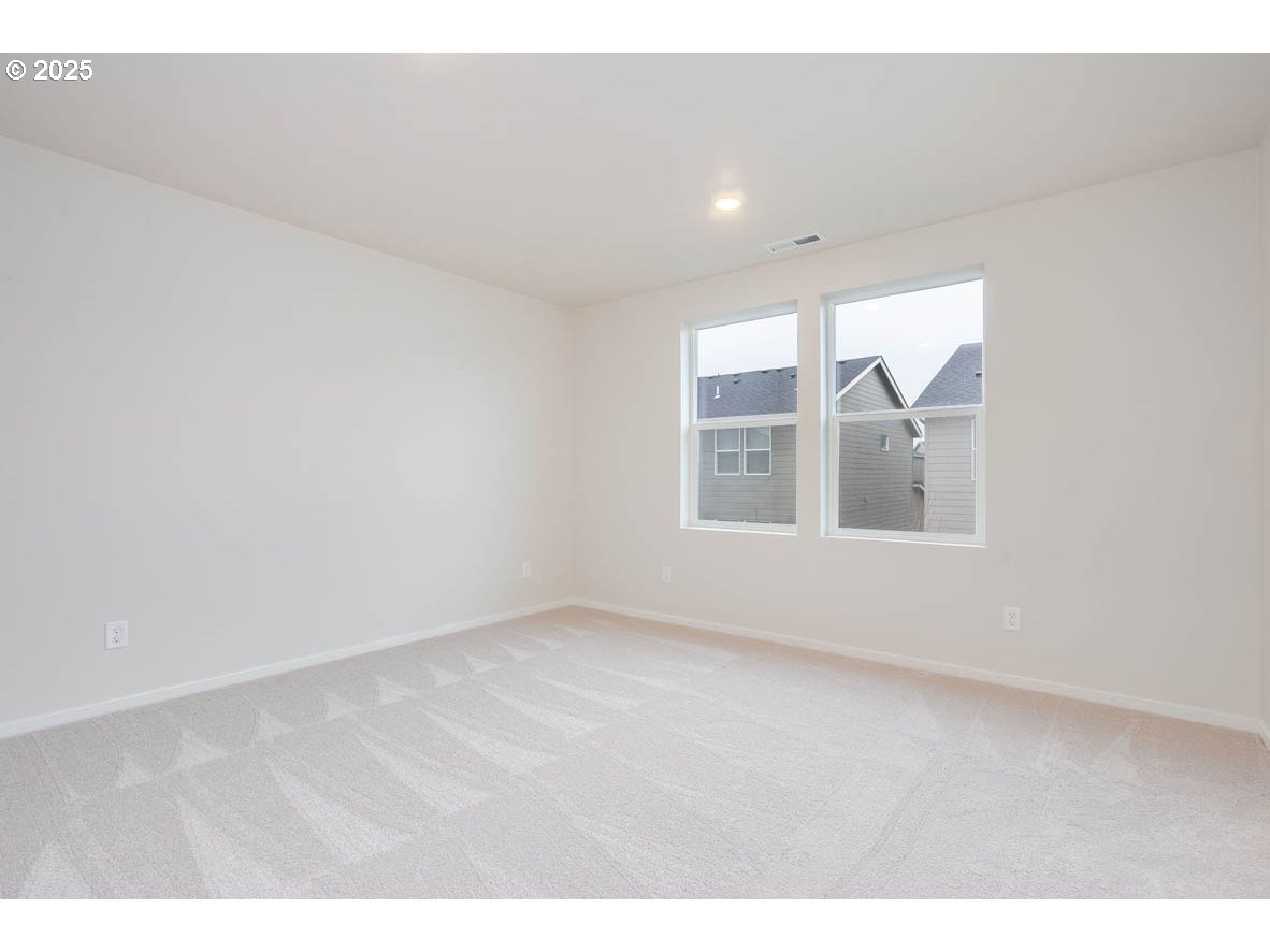 2983 T Street Springfield, OR 97477 - Photo 11 of 16 a view of an empty room with a window