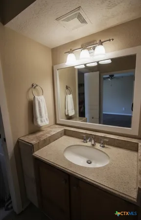 $1,700 | 19 Marina Circle, Wimberley, TX 78676