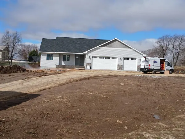 $489,900 | 918 County Road T, Hammond, WI 54015