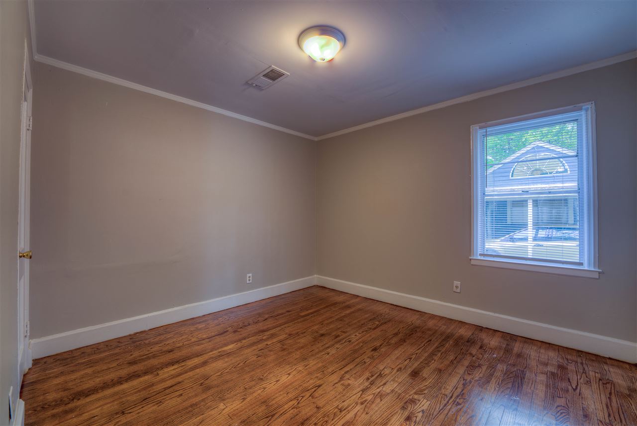 4281 Owen Road Memphis, TN 38122 - Photo 7 of 24