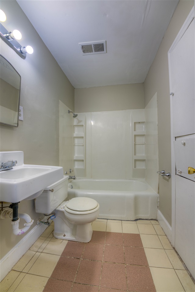 4281 Owen Road Memphis, TN 38122 - Photo 8 of 24