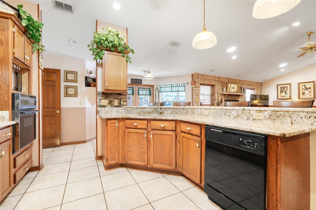 17200 Peru Road Umatilla, FL 32784 - Photo 15 of 51