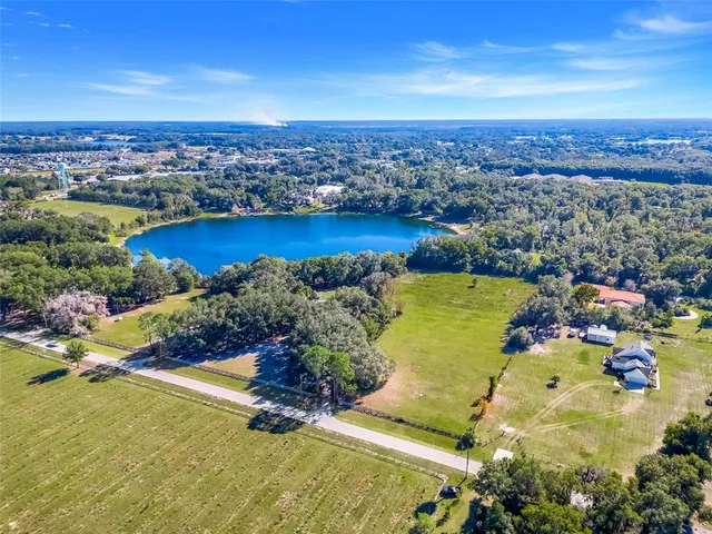 $895,000 | 17200 Peru Road, Umatilla, FL 32784