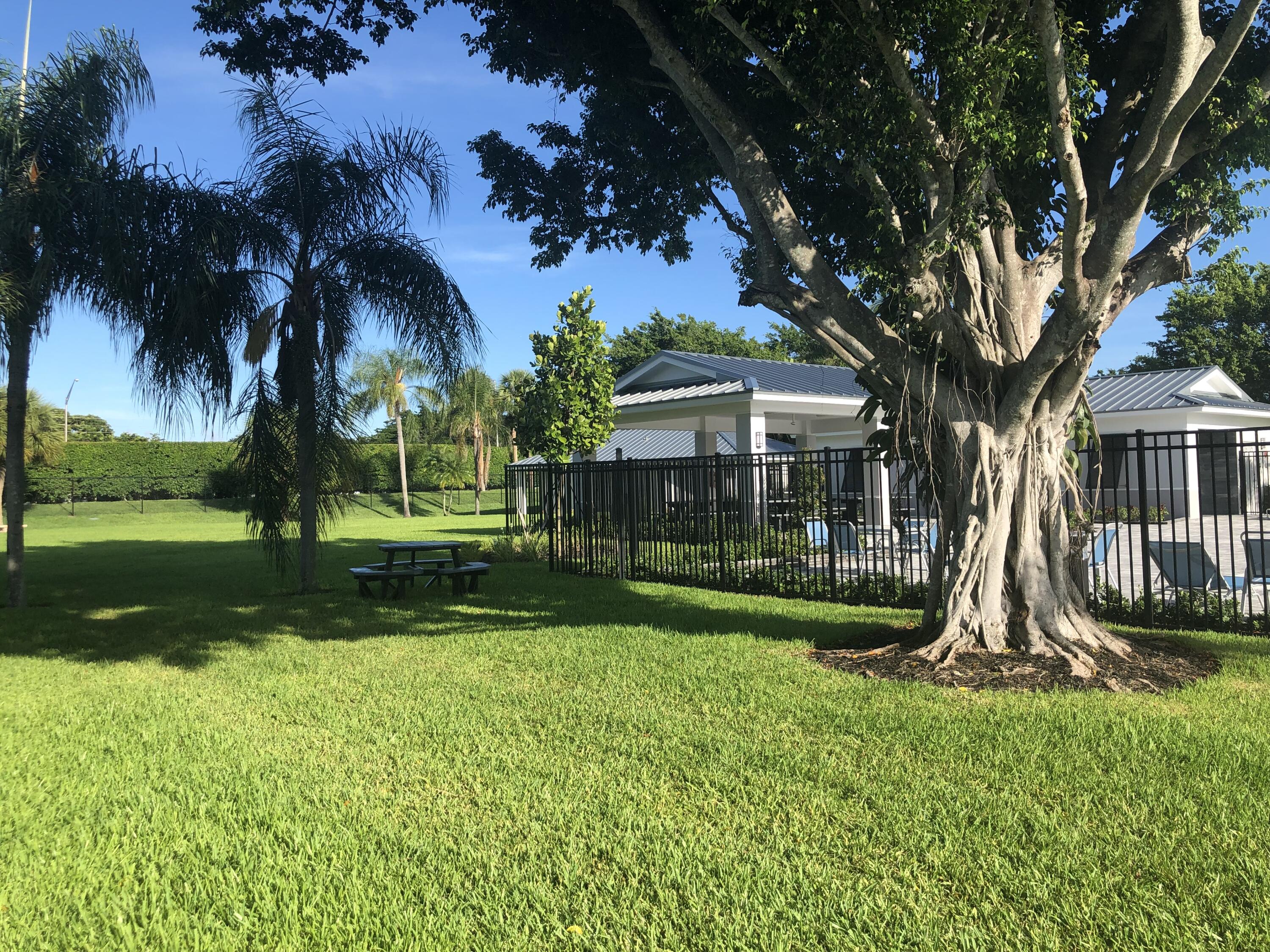 19532 Carolina Circle Boca Raton, FL 33434 - Photo 31 of 41 Clubhouse