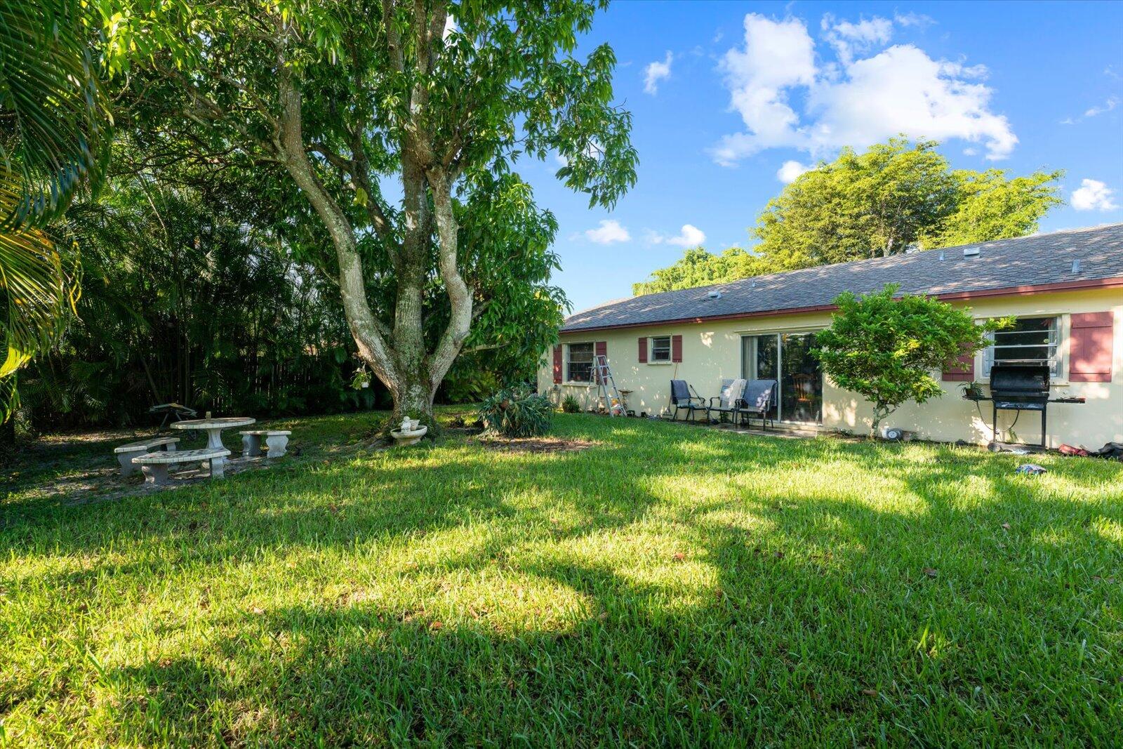19532 Carolina Circle Boca Raton, FL 33434 - Photo 41 of 41 26-DSC06018