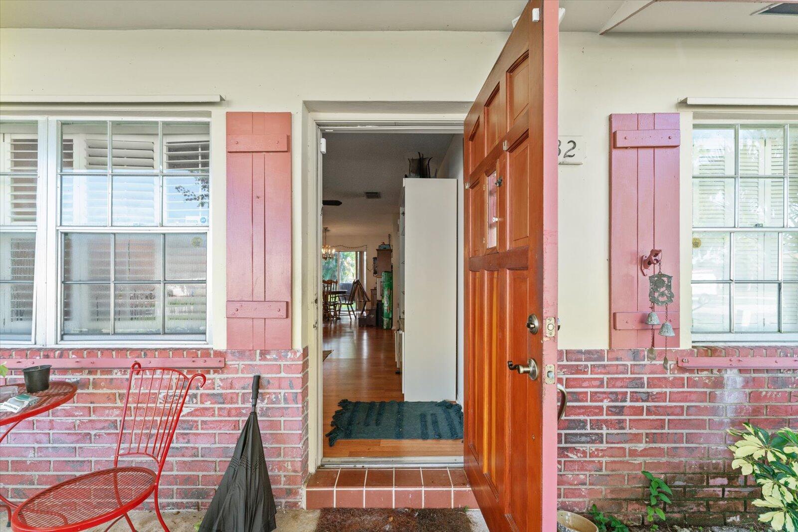 19532 Carolina Circle Boca Raton, FL 33434 - Photo 5 of 41 07-DSC05893
