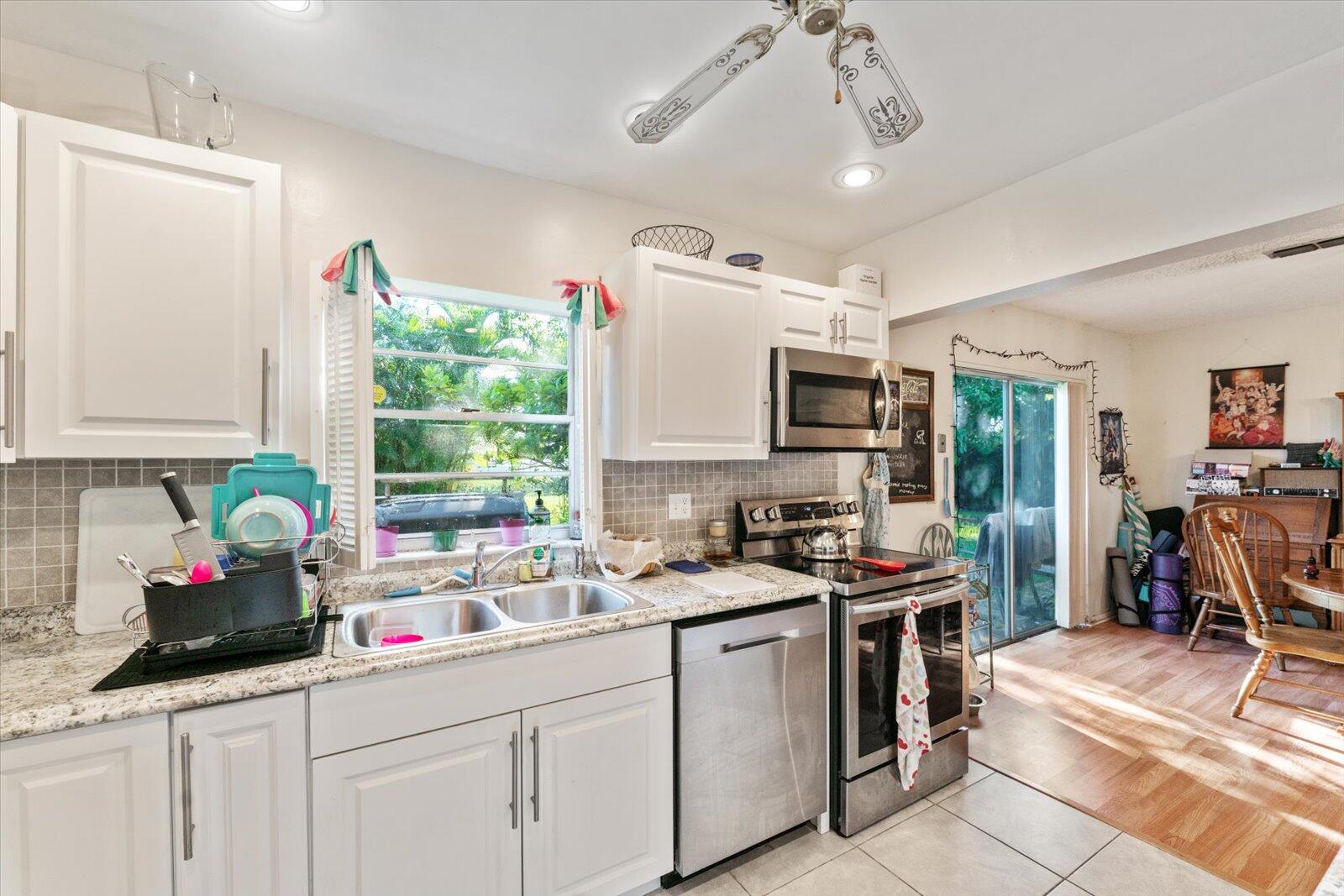 19532 Carolina Circle Boca Raton, FL 33434 - Photo 8 of 41 15-DSC05950