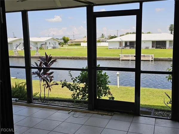 $1,395 | 521 Southwest 47th Terrace, Unit 101, Cape Coral, FL 33914