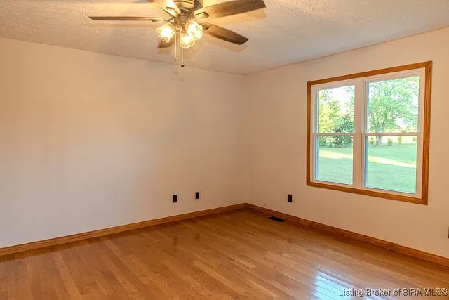 $425,000 | 44 Wheeler Road, Milton, KY 40045