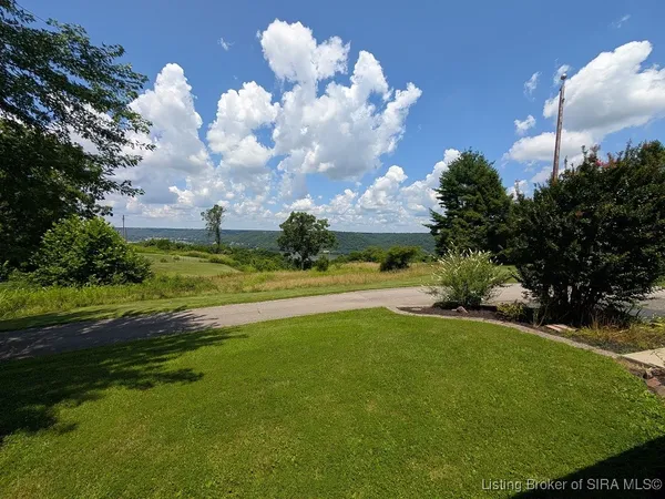 $425,000 | 44 Wheeler Road, Milton, KY 40045