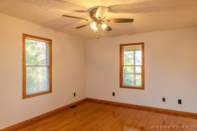 $425,000 | 44 Wheeler Road, Milton, KY 40045