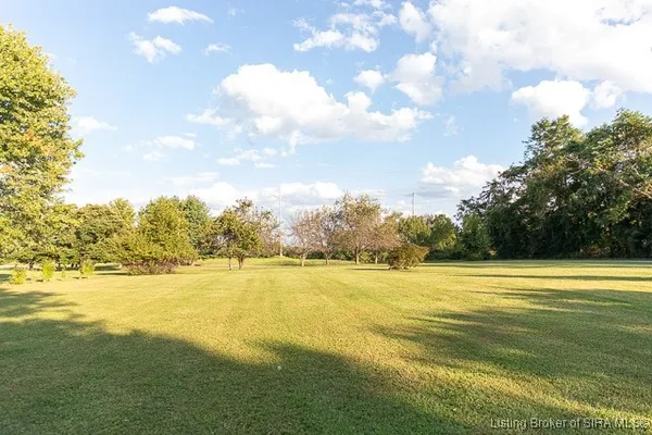 $425,000 | 44 Wheeler Road, Milton, KY 40045