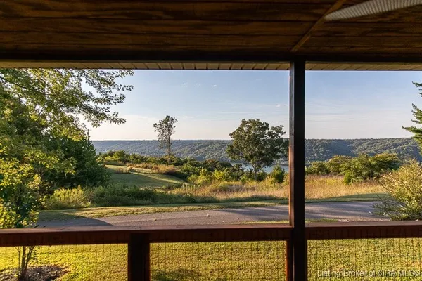 $425,000 | 44 Wheeler Road, Milton, KY 40045