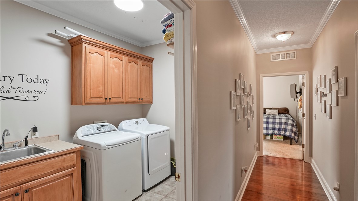 522 Grantham Road Jesup, GA 31546 - Photo 38 of 56 Laundry